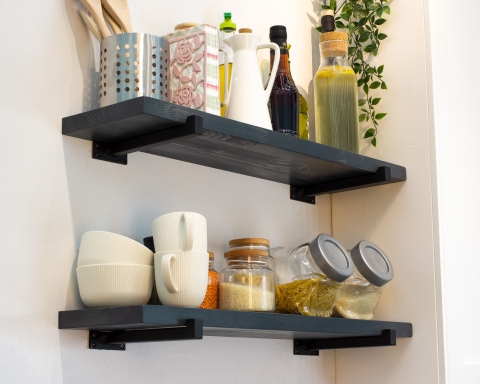 Floating Shelf with Square Tube Brackets - Monaco