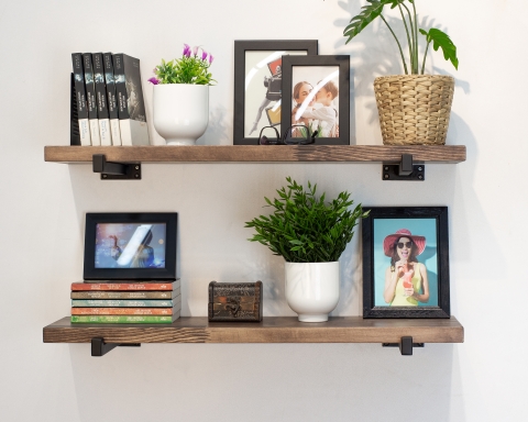 Floating Shelf with Square Tube Brackets - London