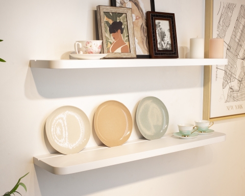 Modern Radius Floating Shelf with Plate Groove - White