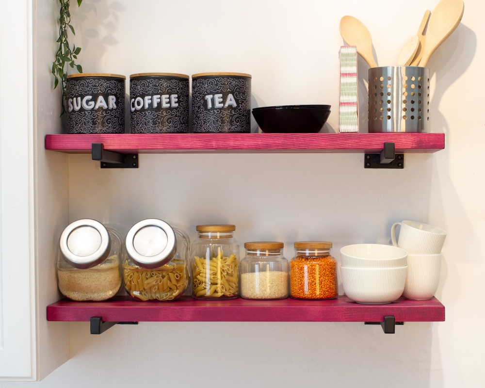 Floating Shelf with Square Tube Brackets - Tokyo
